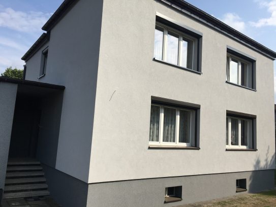 9BFF9BAD-9885-4899-9D72-CD13CDA38FE2