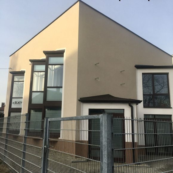 70301526-EFEA-4A90-91DC-B562BA210F5F