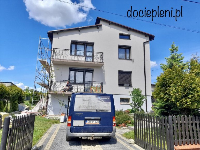 0C057CAA-E48A-4CB8-B83B-F383DC313360