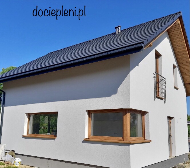 F5718BF5-BE8E-493C-BB2F-36D6B5389B41