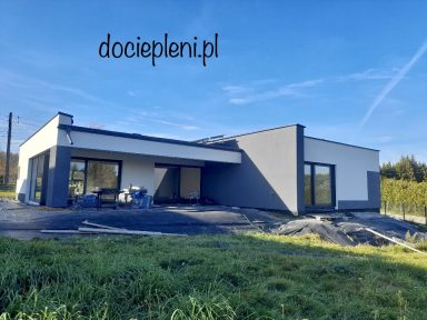 AD40D9F8-10C4-47CA-9E57-5D4517B34D19