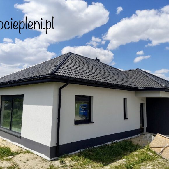 24C04475-2140-4772-888F-F7C0F07BF038