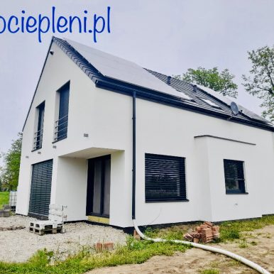 1D06CDF8-14C5-42A3-9143-E8DA929E4818