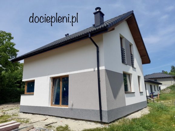 B7D2E6EE-F09C-4E18-BE71-894859AE75C4