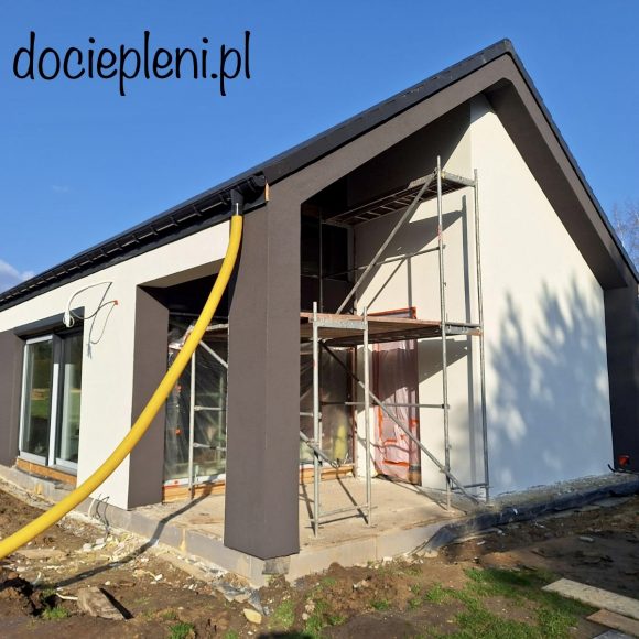 9763EA1D-C75A-47E6-965A-0D0524485A37